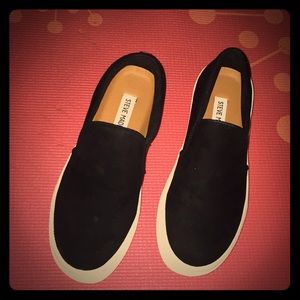 Steven Madden Velvet Black Sneakers